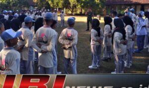 GridArt_20240725_123517399